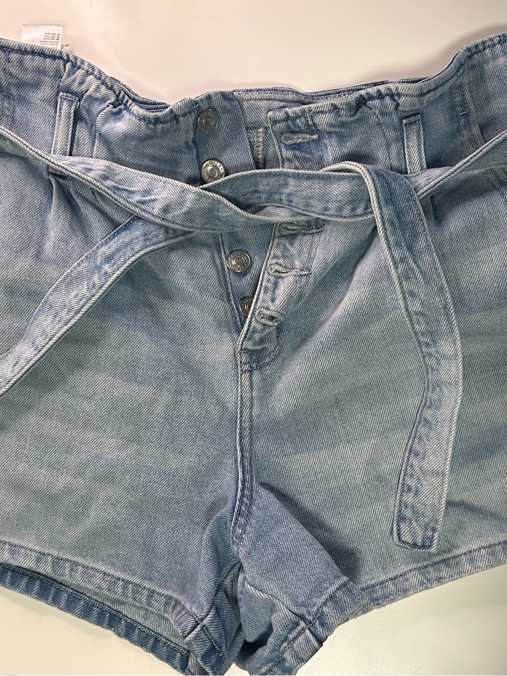 American Eagle Outfitters Light Blue High-Waist Paperbag Denim Shorts with Belt